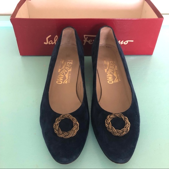 Vintage Salvatore Ferragamo Navy Suede Flats - Picture 2 of 11